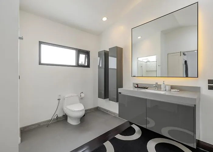 Villa Thong Lo Sumptuous Double Pool *