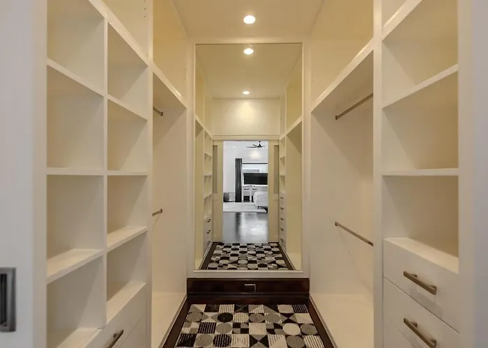 Villa Thong Lo Sumptuous Double Pool *